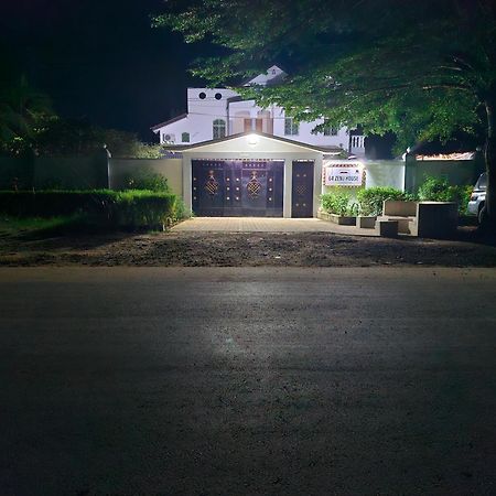 64 Zenj House Luxury Airport B&B Mbweni Εξωτερικό φωτογραφία