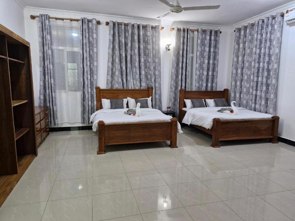 64 Zenj House Luxury Airport B&B Mbweni Εξωτερικό φωτογραφία