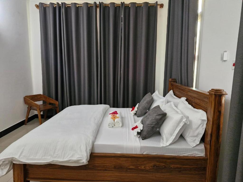 64 Zenj House Luxury Airport B&B Mbweni Εξωτερικό φωτογραφία
