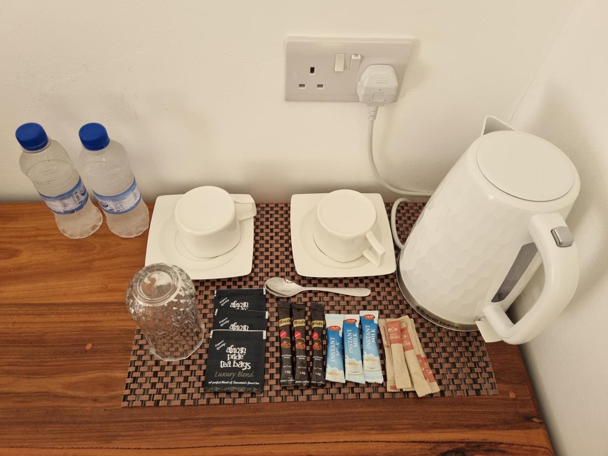 64 Zenj House Luxury Airport B&B Mbweni Εξωτερικό φωτογραφία